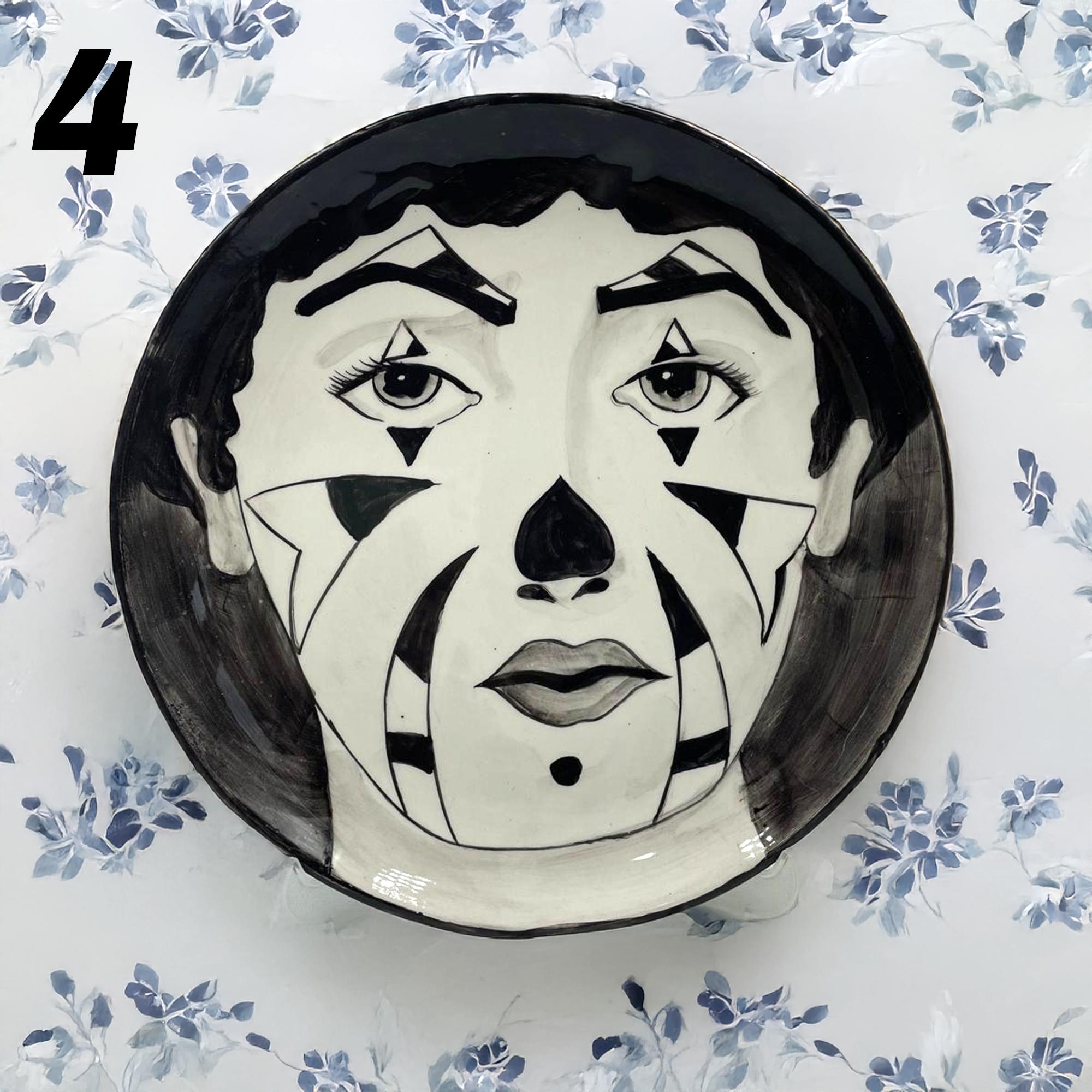 El%20İşi%2030%20cm%20Seramik%20Tabak%20-%20Fornasetti%20Modern%20Sanat%20Akımı%20